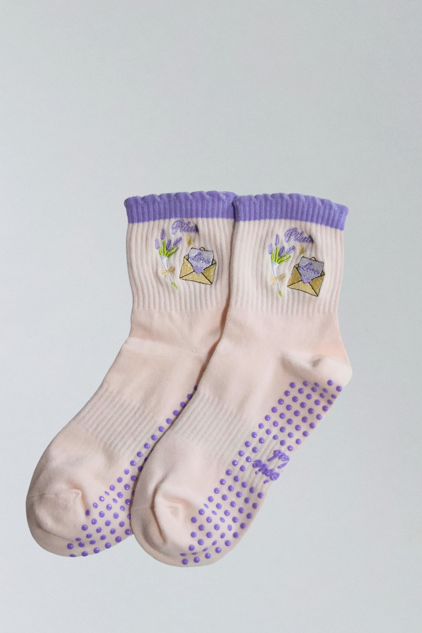 Pilates Love Grip Socks