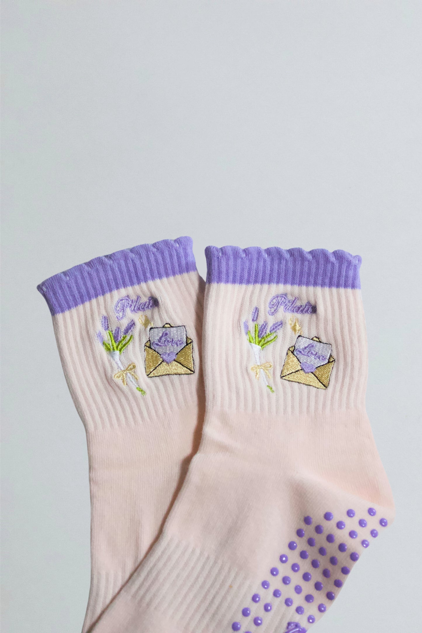 Pilates Love Grip Socks